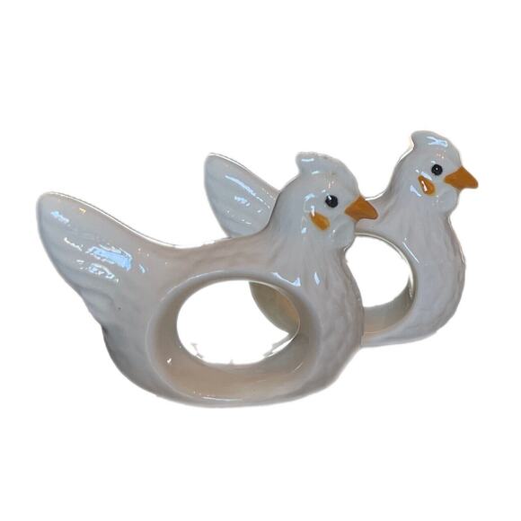 Vtg White Ceramic Rooster Chicken Napkin Rings Holder Set of 4 Farmhouse Decor - Picture 3 of 5